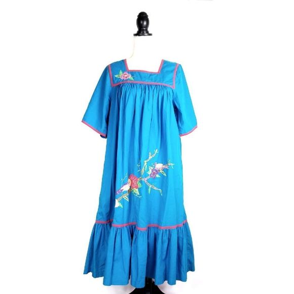 Bechamel Dresses Bechamel Blue Bird Embroidered Short Sleeve Patio Midi Dress Poshmark